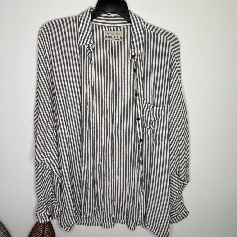 A9 Urban Outfitters Womens Striped Button Down‎ Dolman Sleeve Shirt